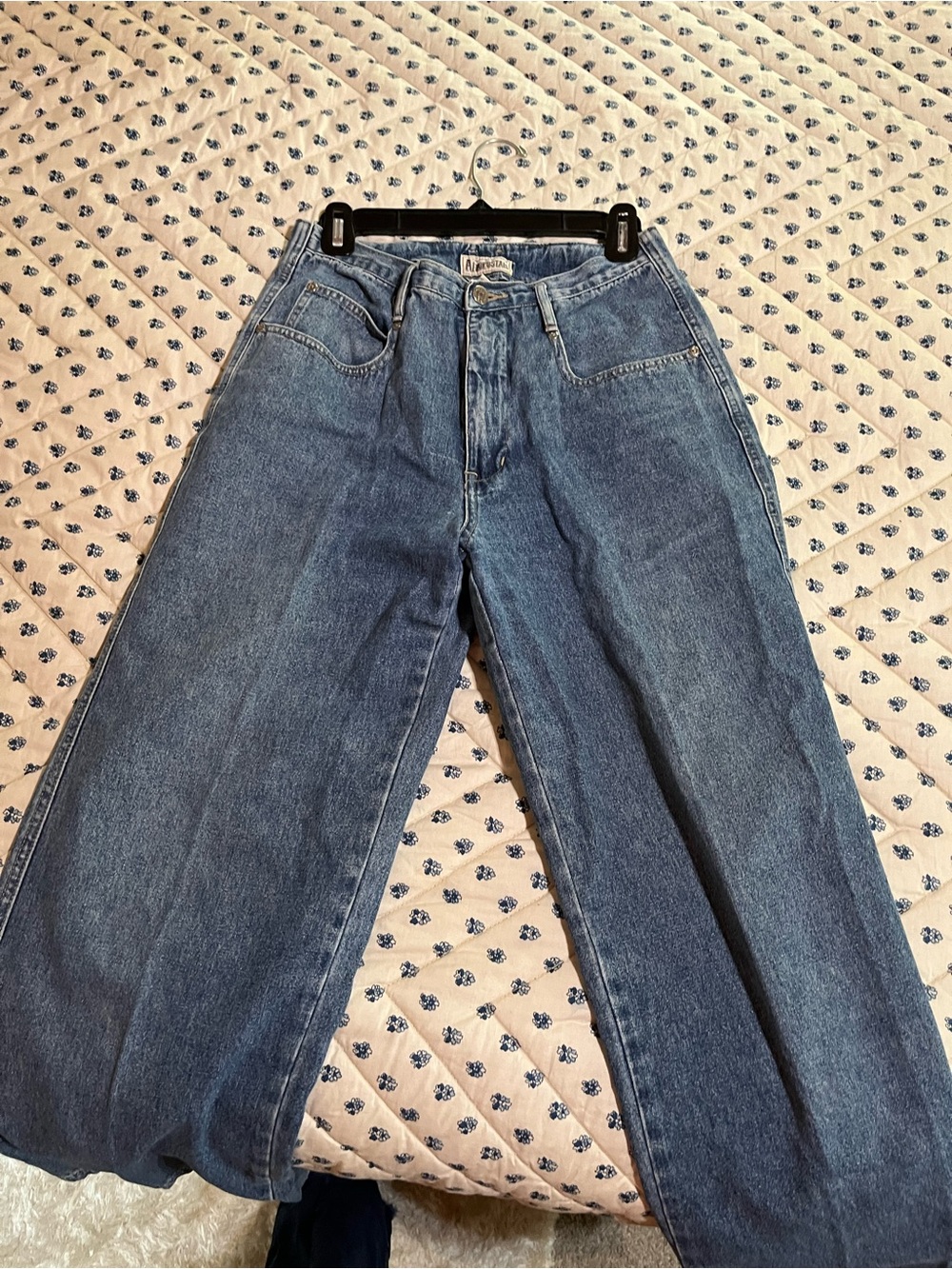 Aeropostale Wide-Leg High-Rise Jeans in Blue Denim